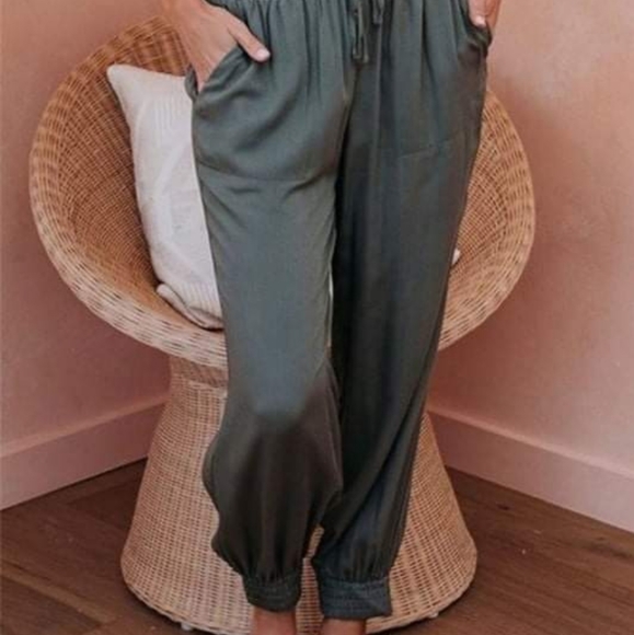 Joggers Size medium - Picture 2 of 5